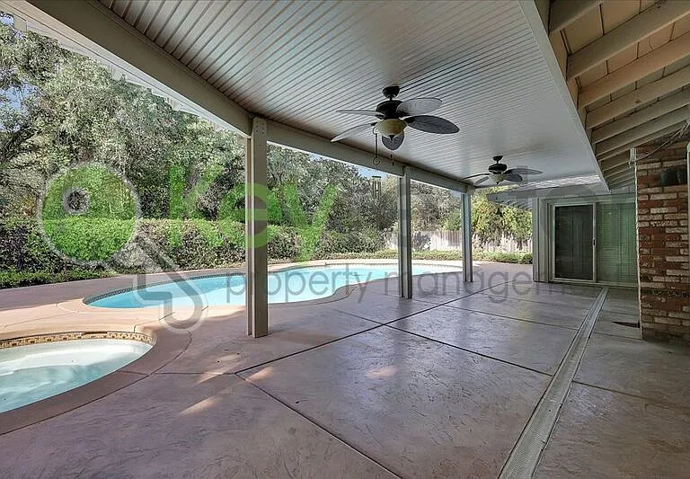304 Diamond Oaks Rd — Photo 32