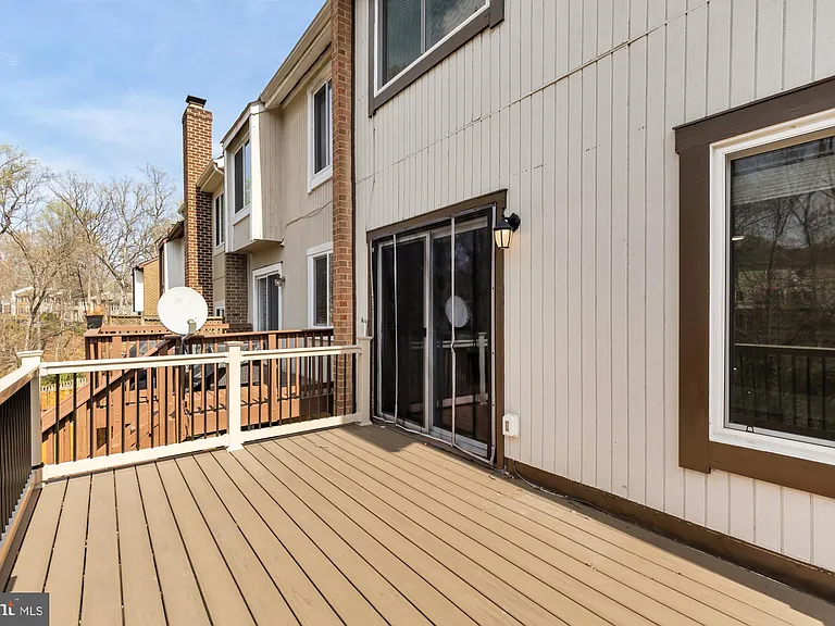 2810 Cambridge Dr — Photo 27