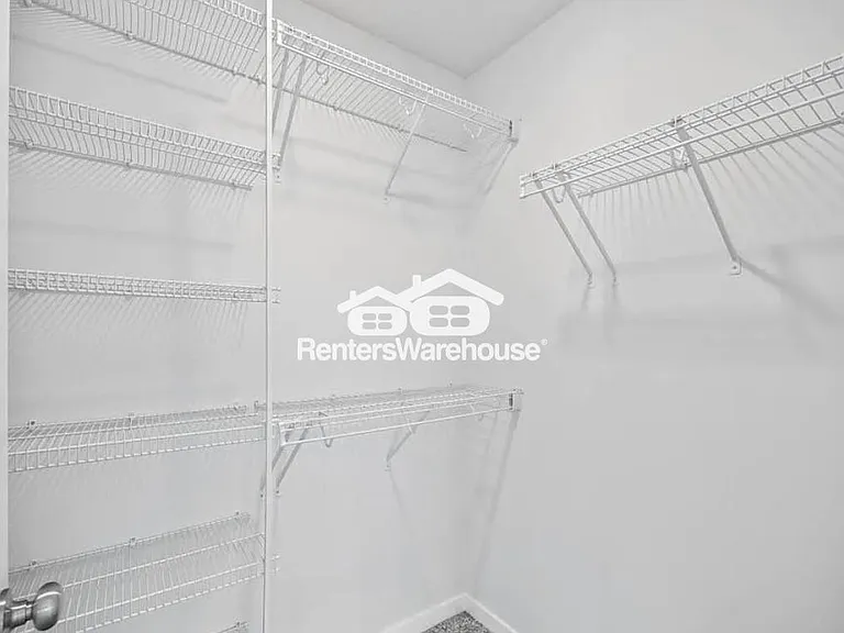 3641 NE Marissa Ln — Photo 18