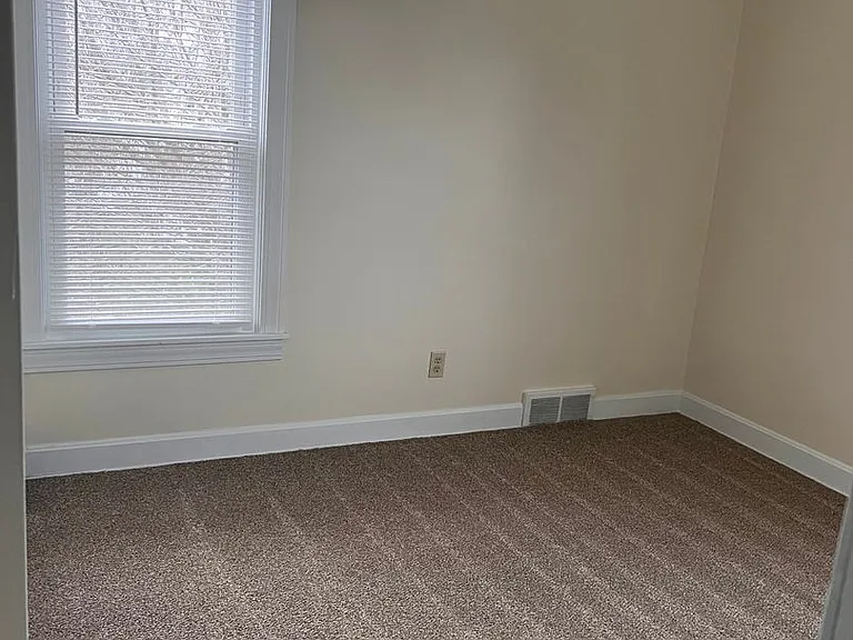 119 Olive St — Photo 4