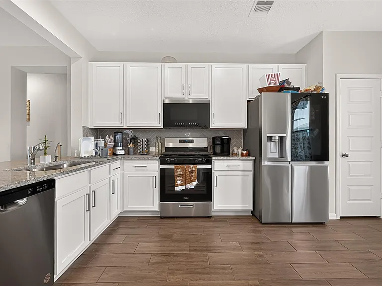 22811 Wolfshire Way — Photo 12