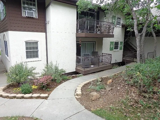 954 Schneitter Cir #H-5
