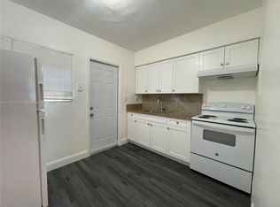 15940 NE 19th Ct APT 3, North Miami Beach, FL 33162
