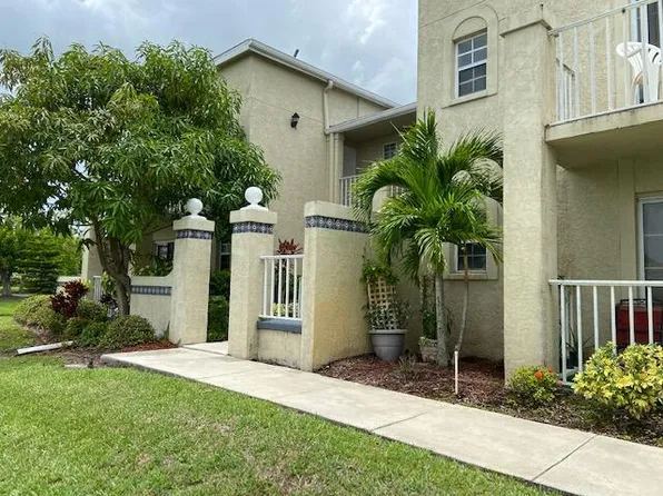 1624 SE Green Acres Cir APT K201, Port Saint Lucie, FL 34952