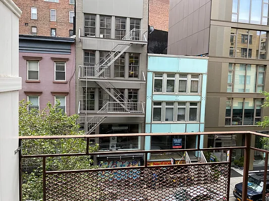 Rented by Mallory Management Corp | media 10