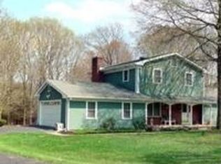 49 Oakland Dr E, Whitehouse Station, NJ 08889