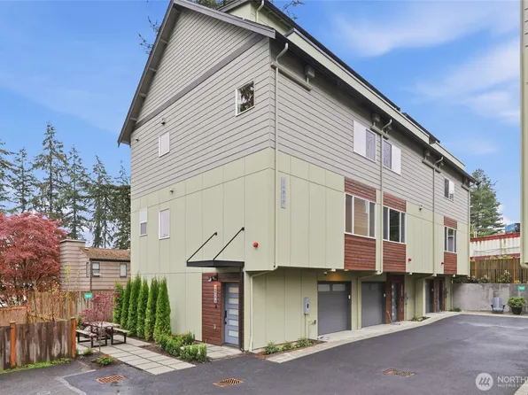 14610 Corliss Avenue N #B, Shoreline, WA 98133