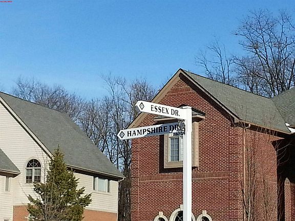 5th image of 5567 Hampshire Dr