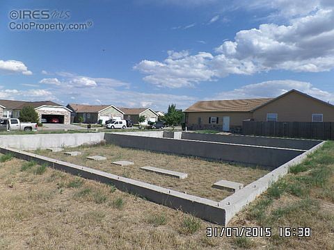 4th image of 643 Carriage Dr