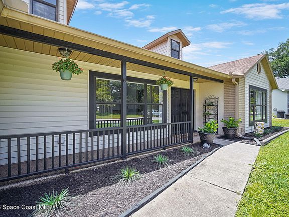 5th image of 4427 Lantern Dr