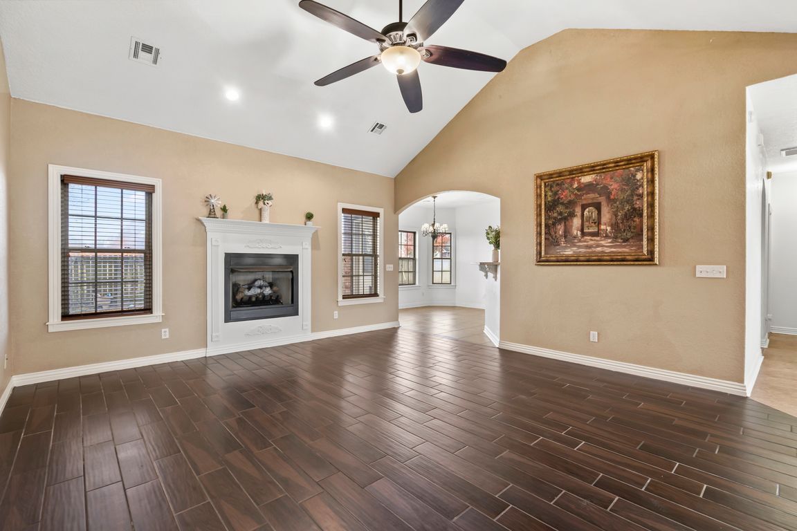 next background image