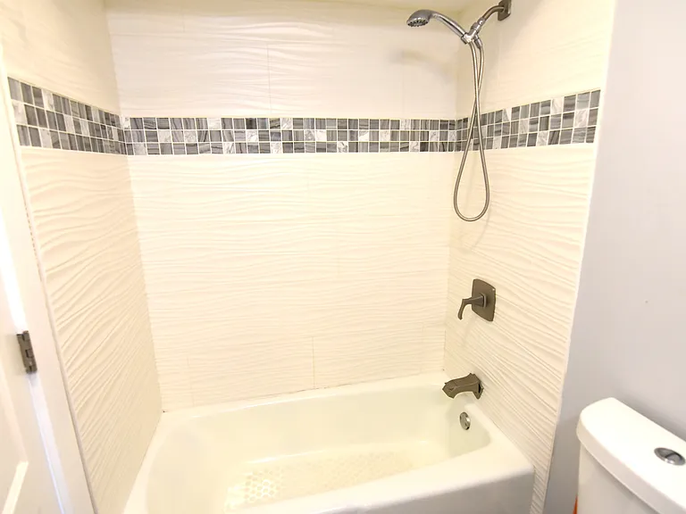 1285 Bamburg Ct #D — Photo 23