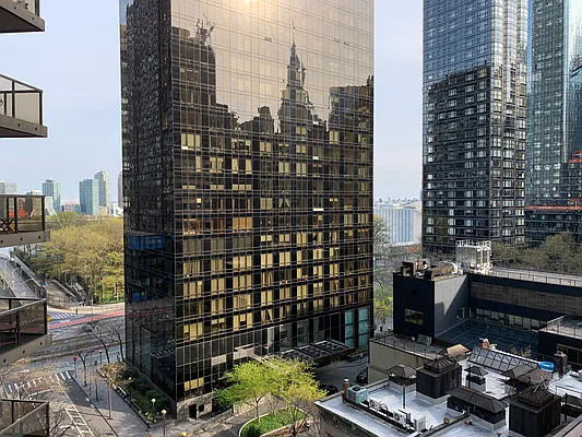 Rented by Compass | media 22