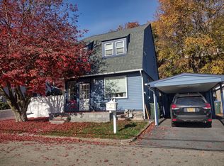 22 Circle Dr, Tuxedo Park, NY 10987