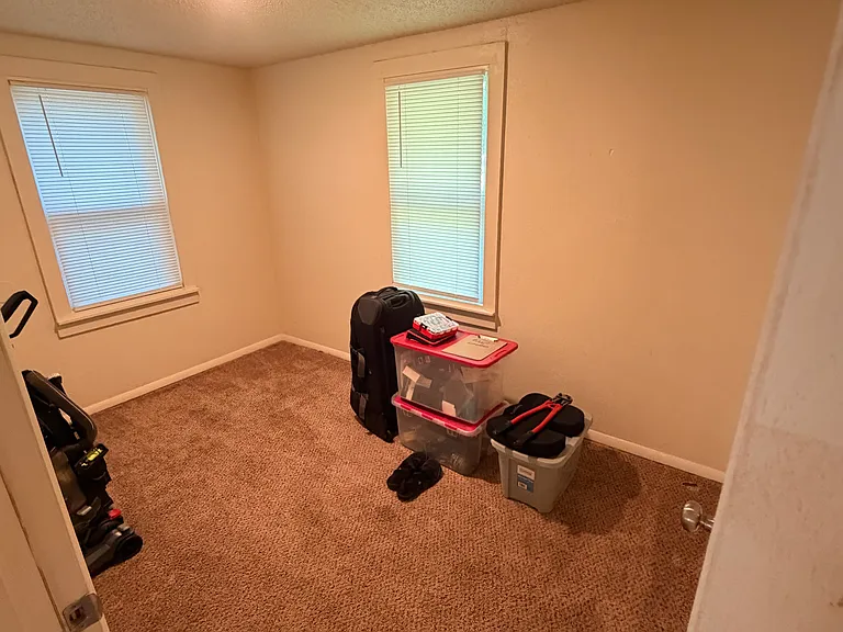 413 E Fern Ave — Photo 5