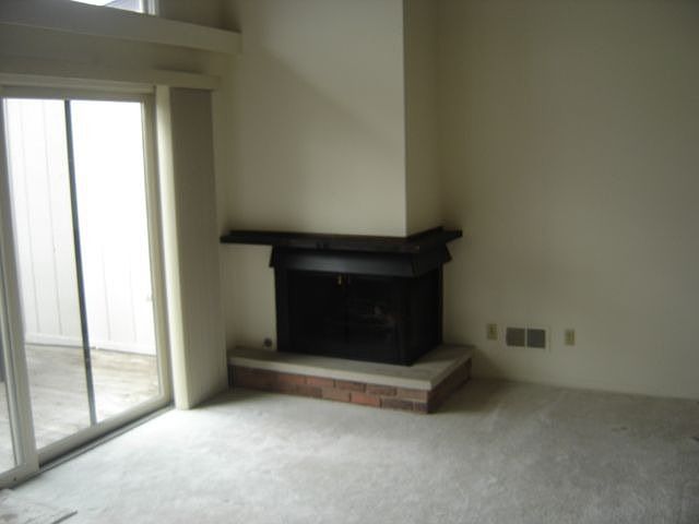 2nd image of 1070 S Lake Shore Dr #A