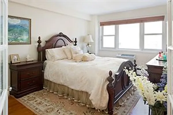 Sold by Douglas Elliman | media 10