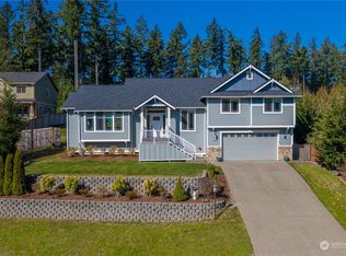 8237 Summerwood Dr SE, Olympia, WA 98513