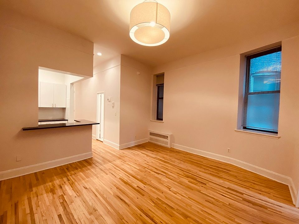 1st image of 646 Amsterdam Ave #1