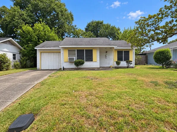 3615 Alsace St, Houston, TX 77021