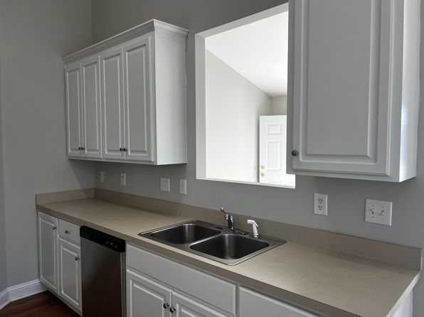 1120 Crescent Meadows Dr #A