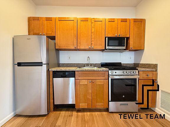 4th image of 2276 Adam C Powell Blvd #3AC