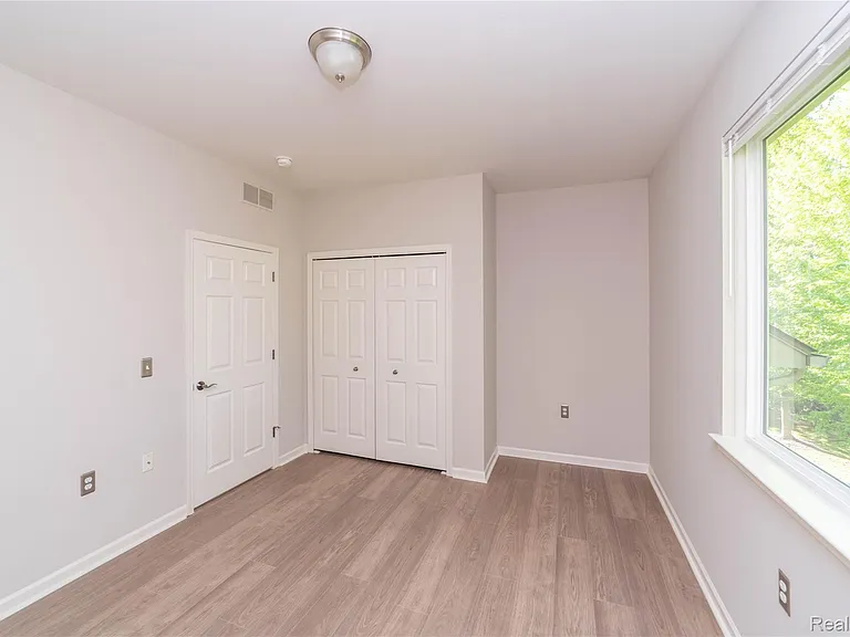 5143 Parsley Dr — Photo 13