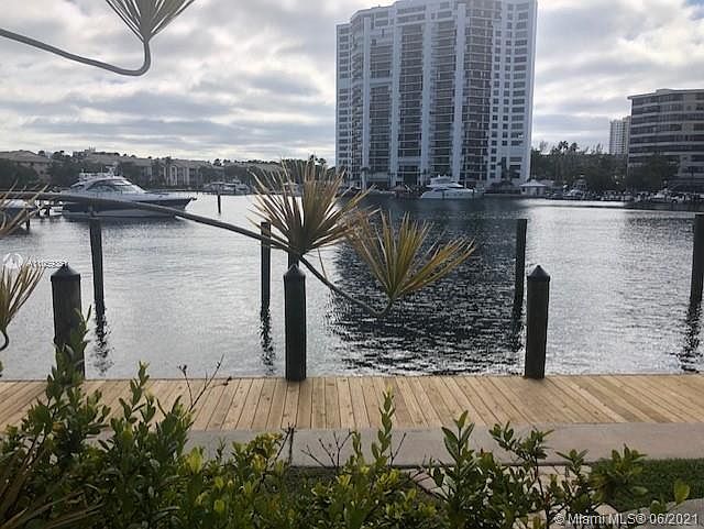 1st image of 2649 S Parkview Dr #2649