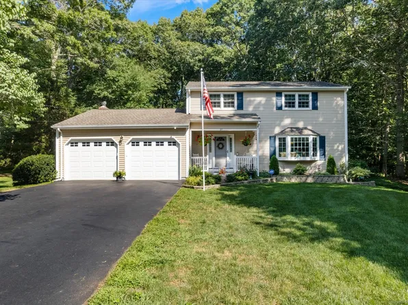 27 Partridge Hollow Road, Ledyard, CT 06335