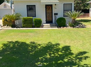 553 N 4th St, Porterville, CA 93257