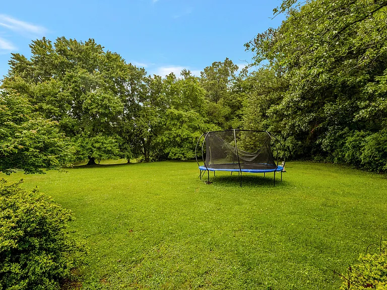 10904 Belgravia Ct — Photo 54