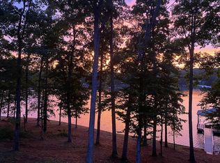 132 Clearview Dr, Abbeville, SC 29620