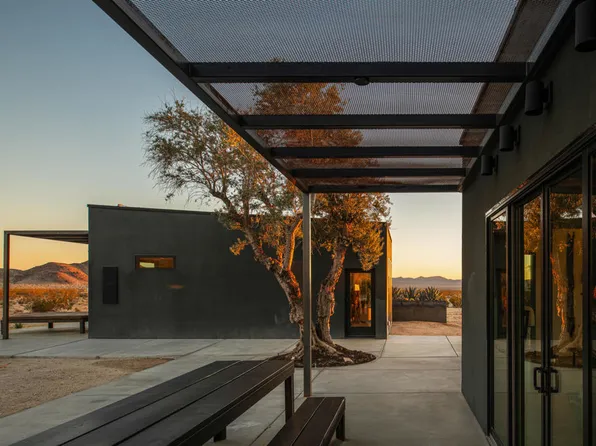 60052 Rocky Ave, Landers, CA 92285