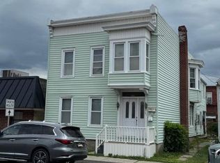 97 George St, Green Island, NY 12183