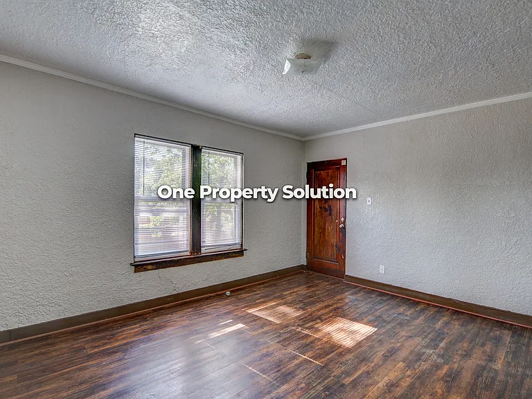 6831 Jackson Ave #4 — Photo 5