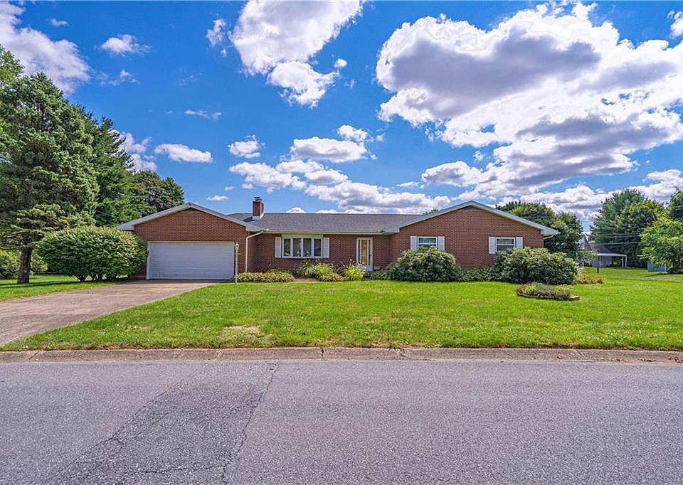 1st image of 1631 Mark Twain Cir