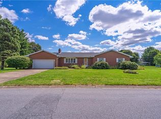 1631 Mark Twain Cir, Bethlehem, PA 18017