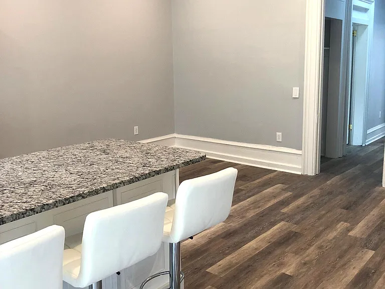 214 Green St #1 — Photo 13