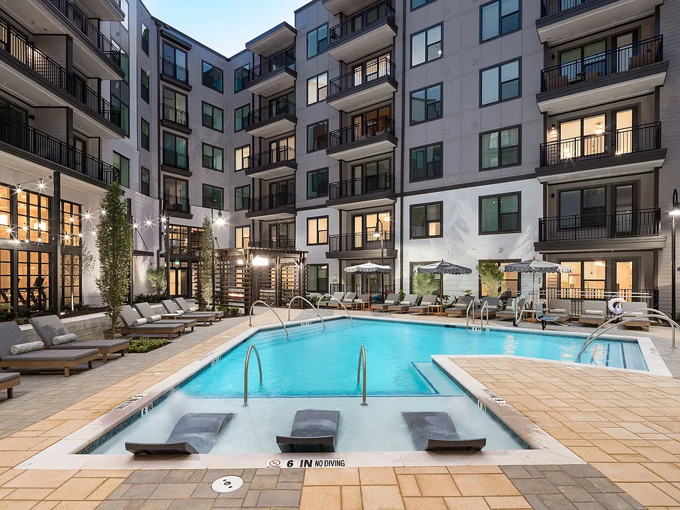 Solis Peachtree Corners