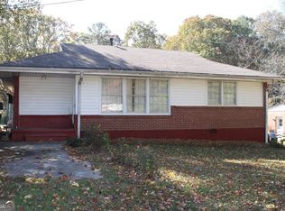 5437 Lee Cir, Forest Park, GA