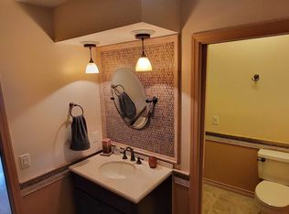 411 Campgaw Rd, Mahwah, NJ 07430