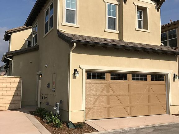 BACK OF HOUSE 2 CAR GARAGE