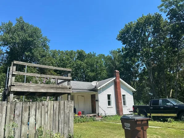 100 Pleasant St, Hudson, MI 49247