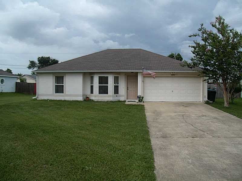 1st image of 2870 Windsor Heights St