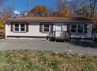 5260 Glen Ter, Tobyhanna, PA