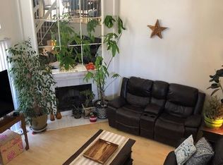 26305 W Plata Ln, Calabasas, CA 91302