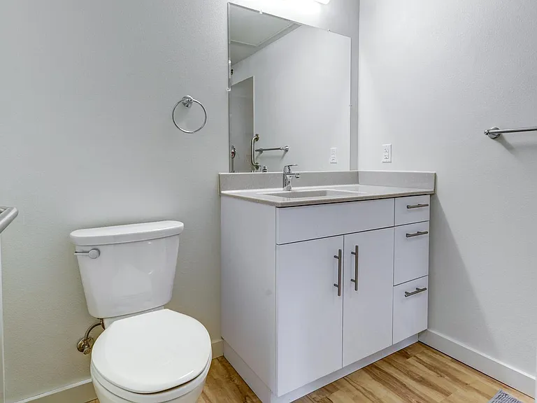 1220 Mapleton Ave — Photo 13