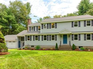 4 Seneca Ct, Acton, MA 01720