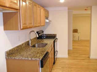 3 Market St, Hudson, MA 01749