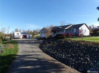 8206 Avery Ln, Sedro Woolley, WA 98284